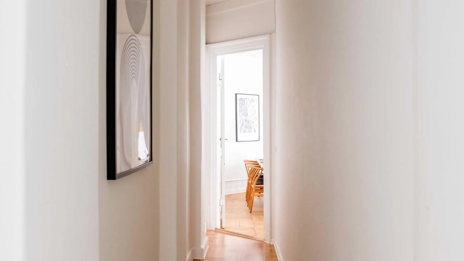 Rare 4Br Apartment W Unique Details In Cph City Copenhagen