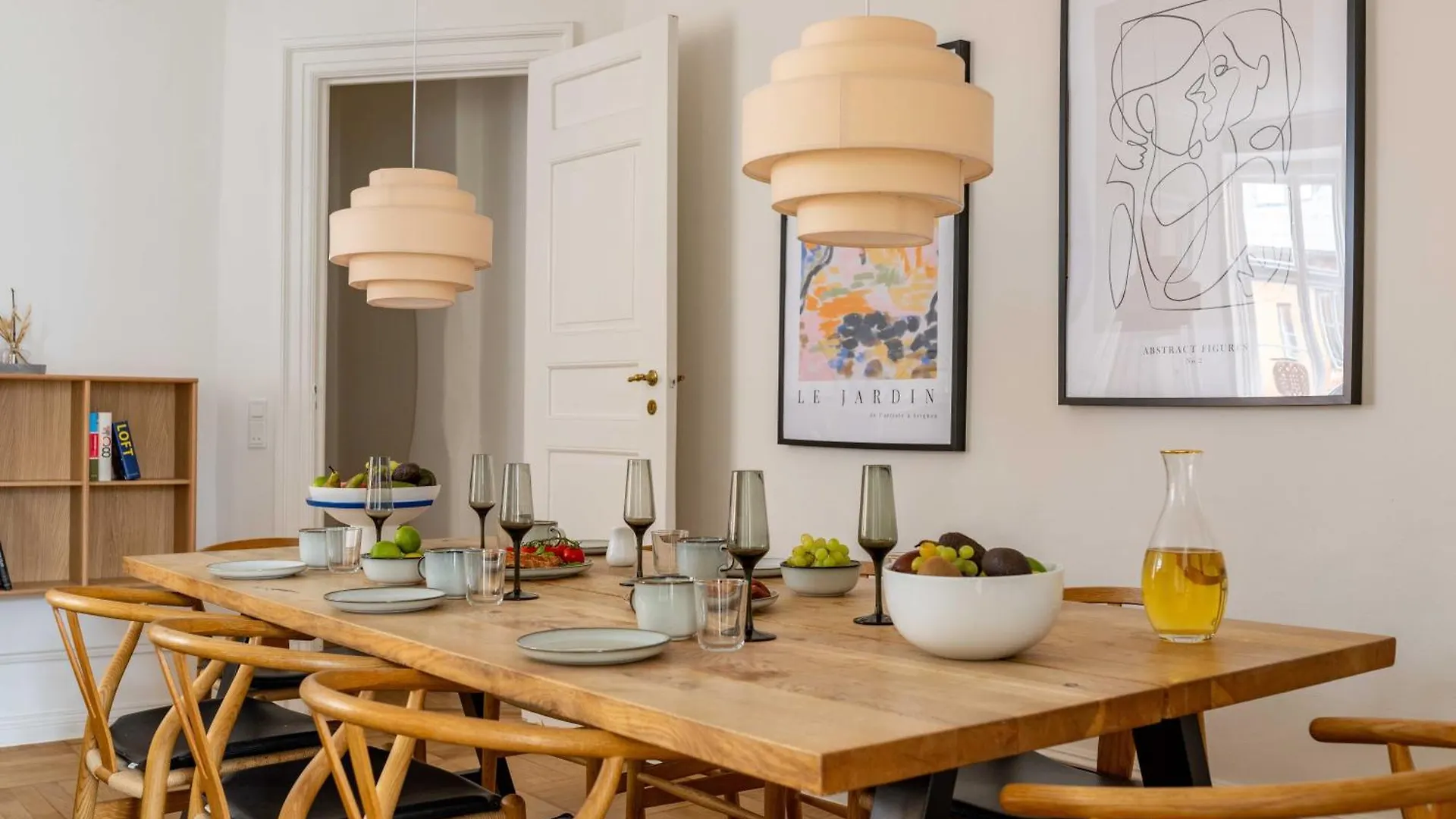 Rare 4Br Apartment W Unique Details In Cph City Copenhagen